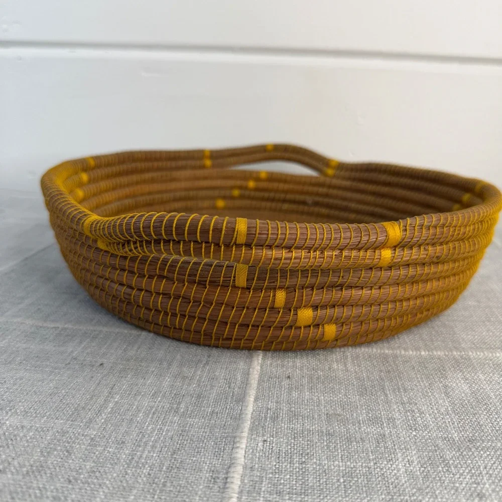 Pine Needle Woven Basket Yellow‎ Brown Cottagecore Round Basket 2 Handles 11